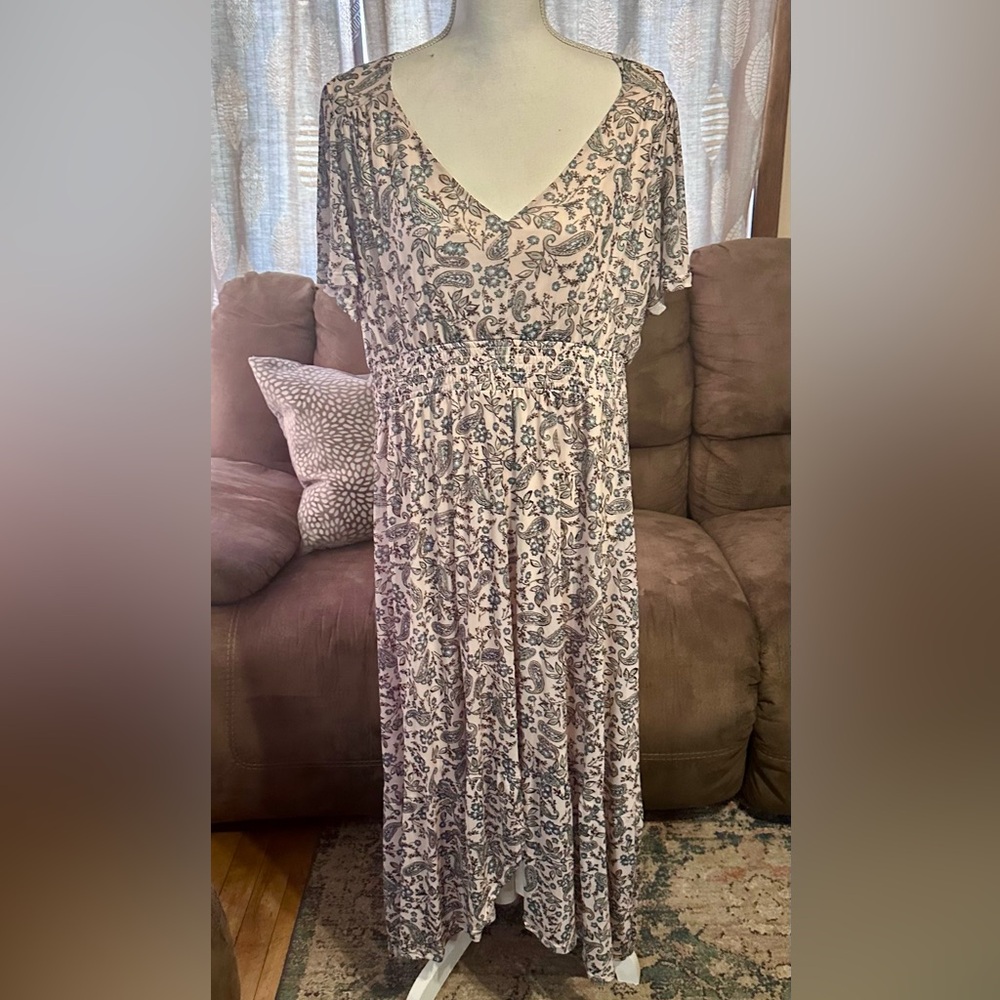 Paisley Maxi Dress - Picture 1 of 16